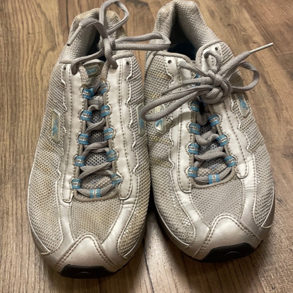Reebok tennis shoes